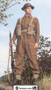 سرباز بریتانیای در جنگ جهانی دوم با شلوار کارگو